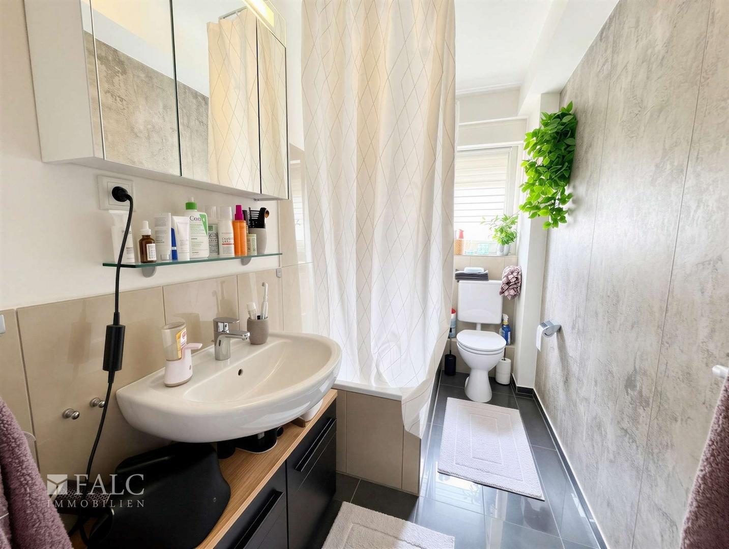 Badezimmer 1.OG