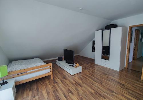 Kinderzimmer 2 (DG)