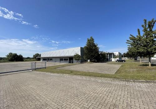 Produktionshalle Ostansicht