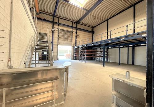 Lagerhalle / Magazin