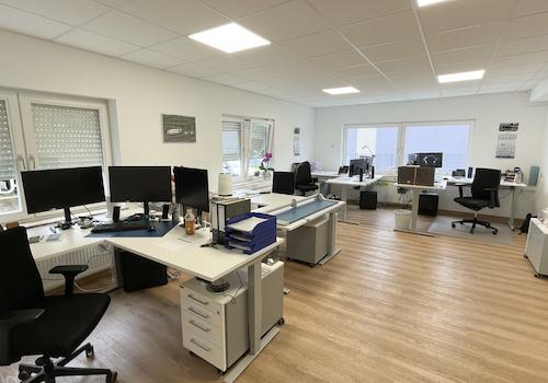 Büro EG