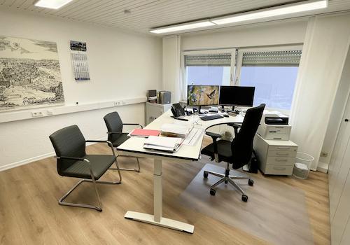 Büro EG