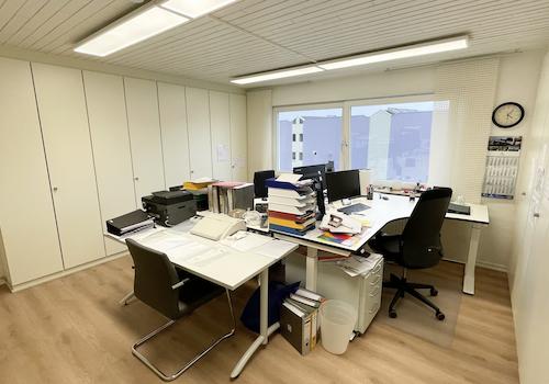 Büro EG