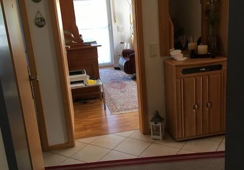 Blick ins Wohnzimmer