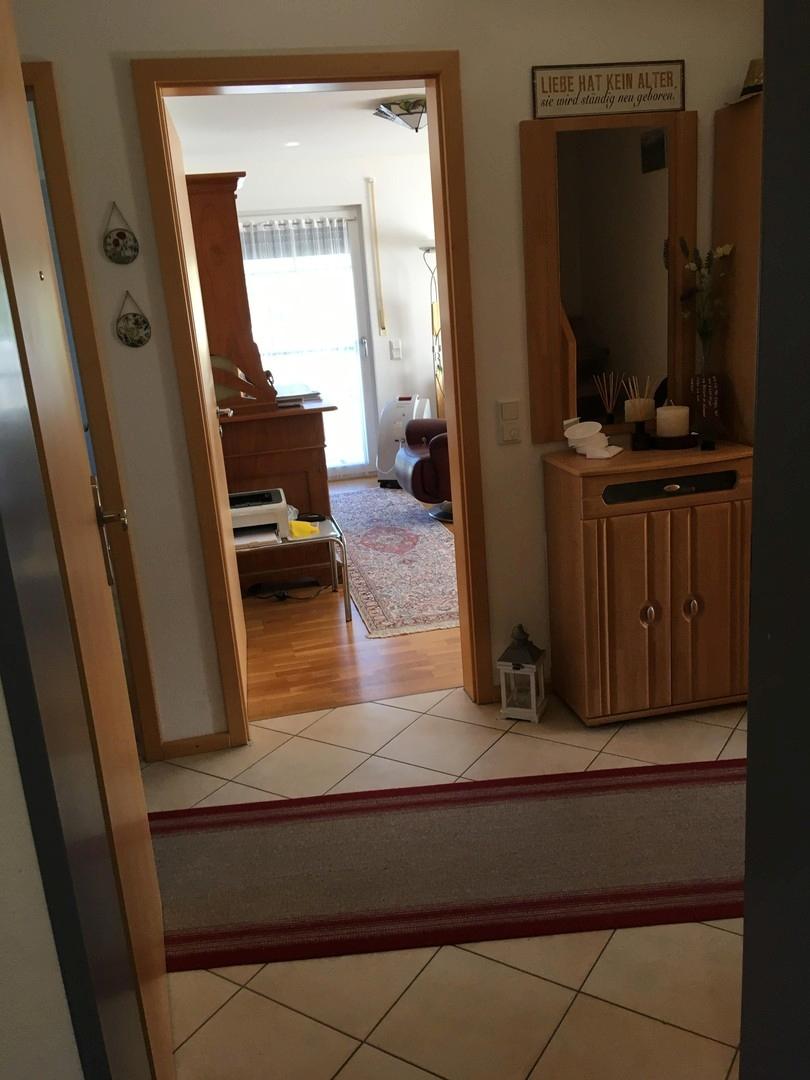 Blick ins Wohnzimmer