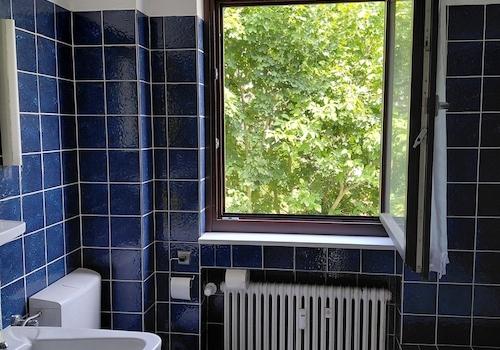 WC u. Badewanne