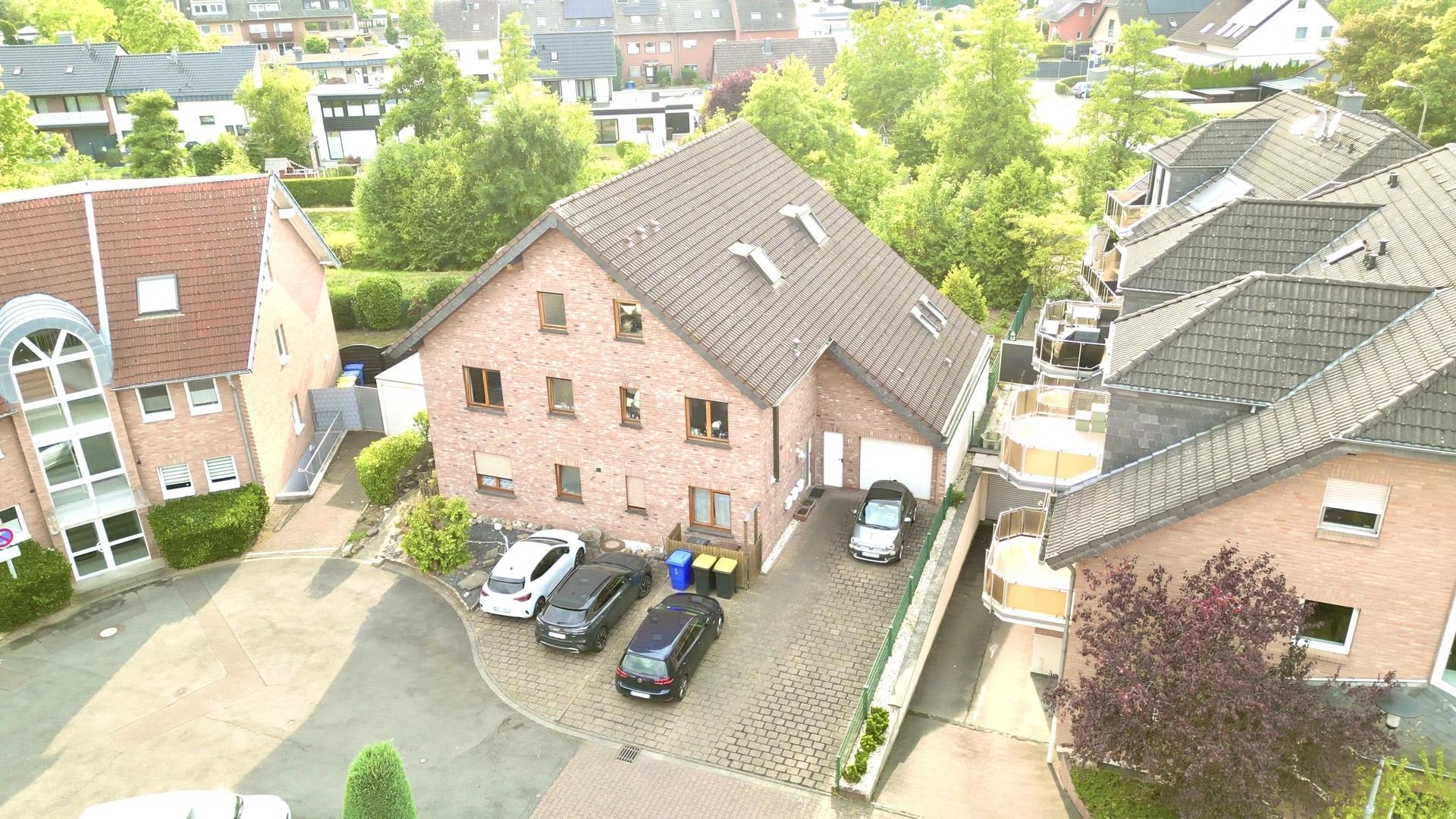 Luftaufnahme von vorne