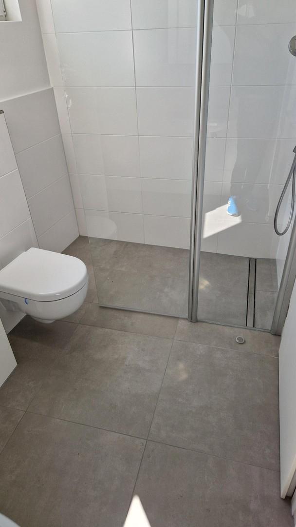 Bad mit Dusche