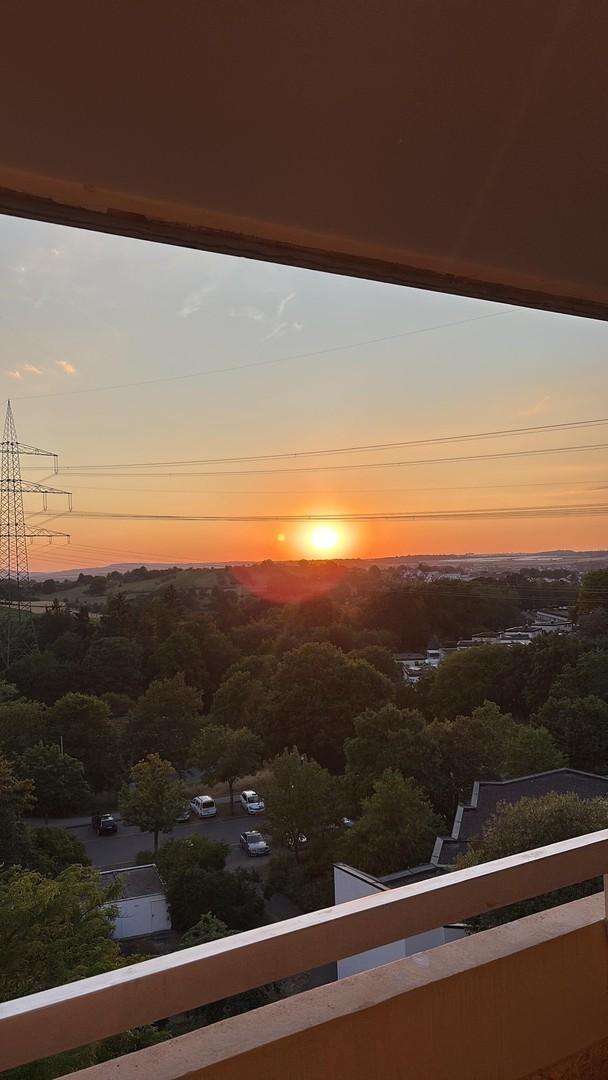 Sonnenuntergang vom Balkon