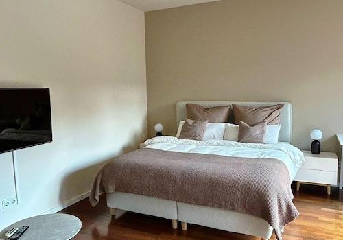 Großes Schlafzimmer