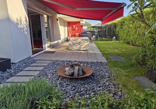 Terrasse und Garten