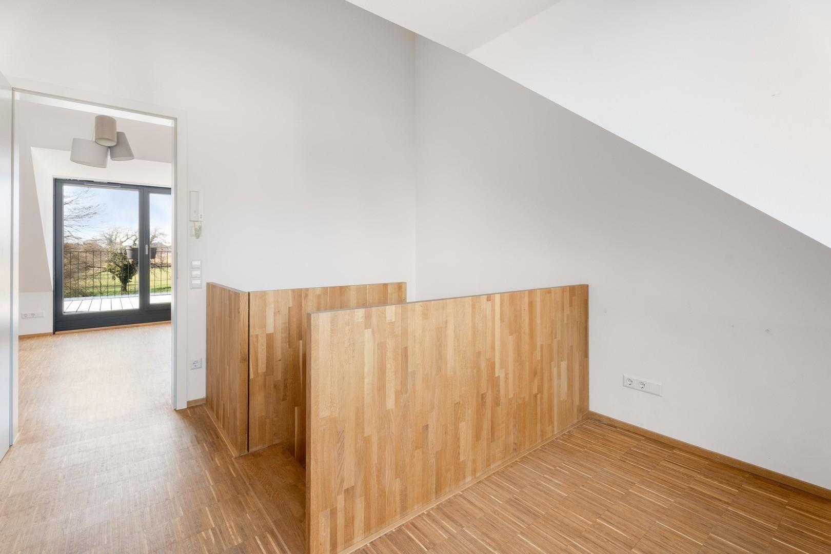 Zimmer/Galerie DG