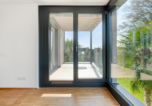 Zugang Loggia OG