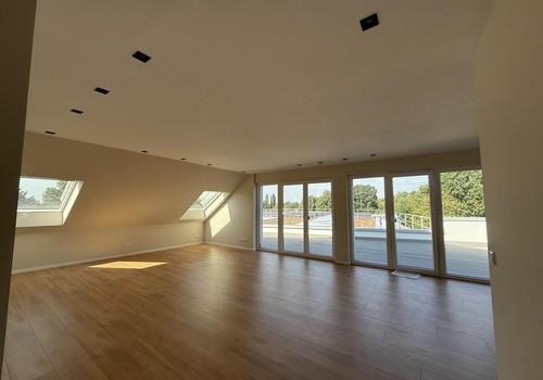 Blick ins Wohnzimmer links