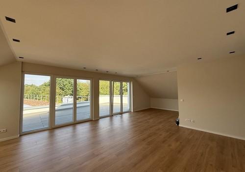 Blick ins Wohnzimmer rechts
