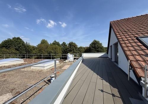Terrasse - Blick aufs Gründach