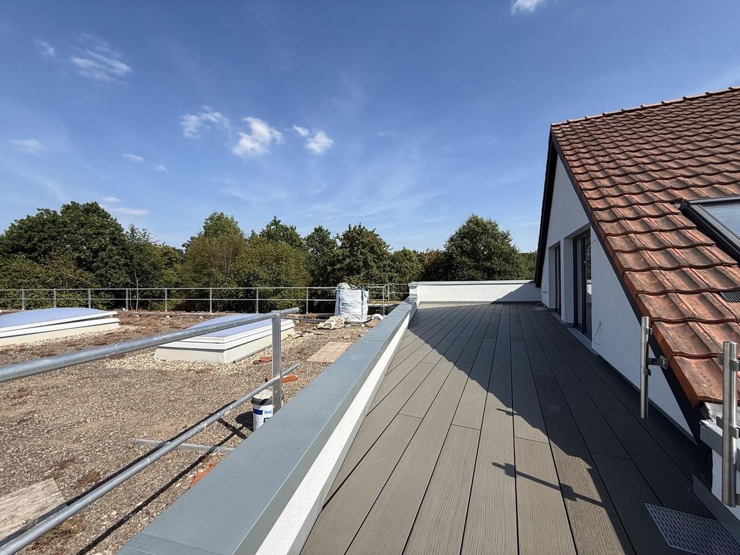 Terrasse - Blick aufs Gründach