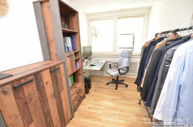 Arbeitszimmer