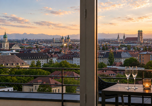Münchner Skyline trifft Alpen