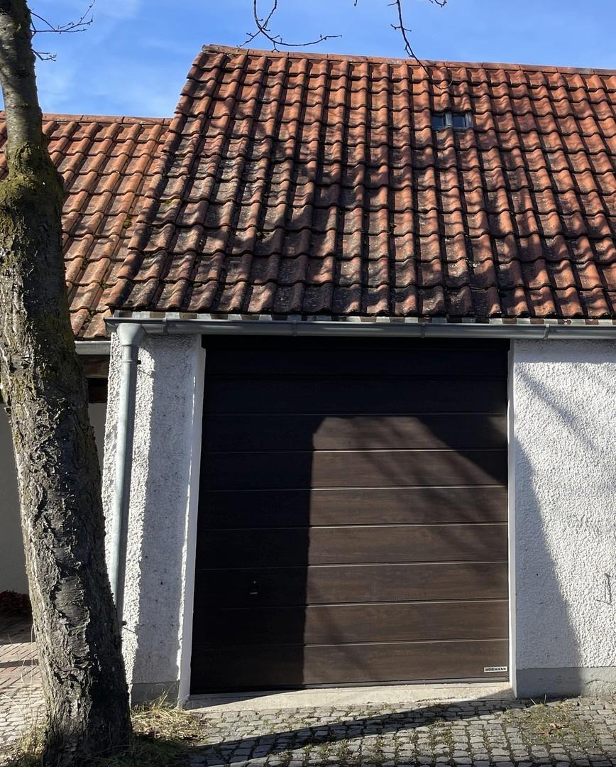 Garage (optional)