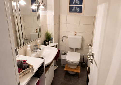 Separates Gäste-WC 