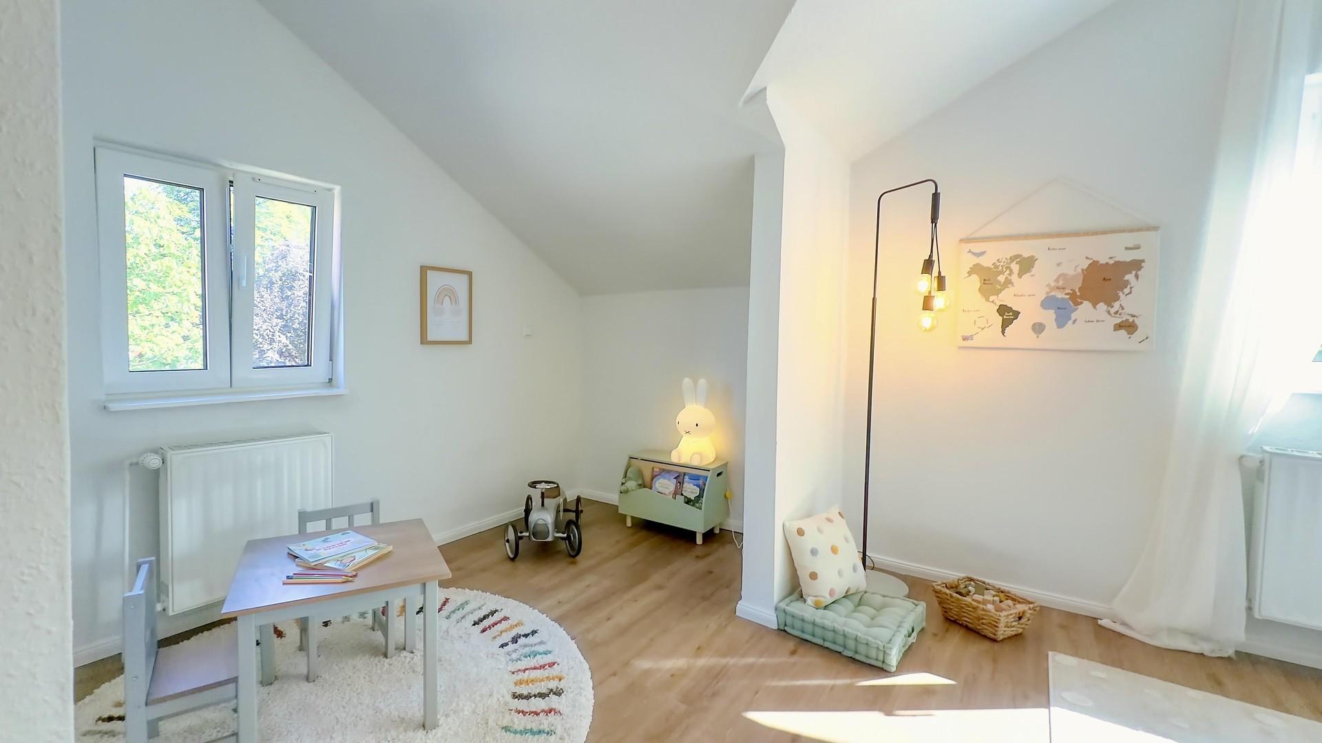 Kinderzimmer OG zweite Seite