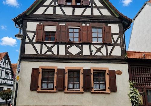 Vorderseite des Hauses