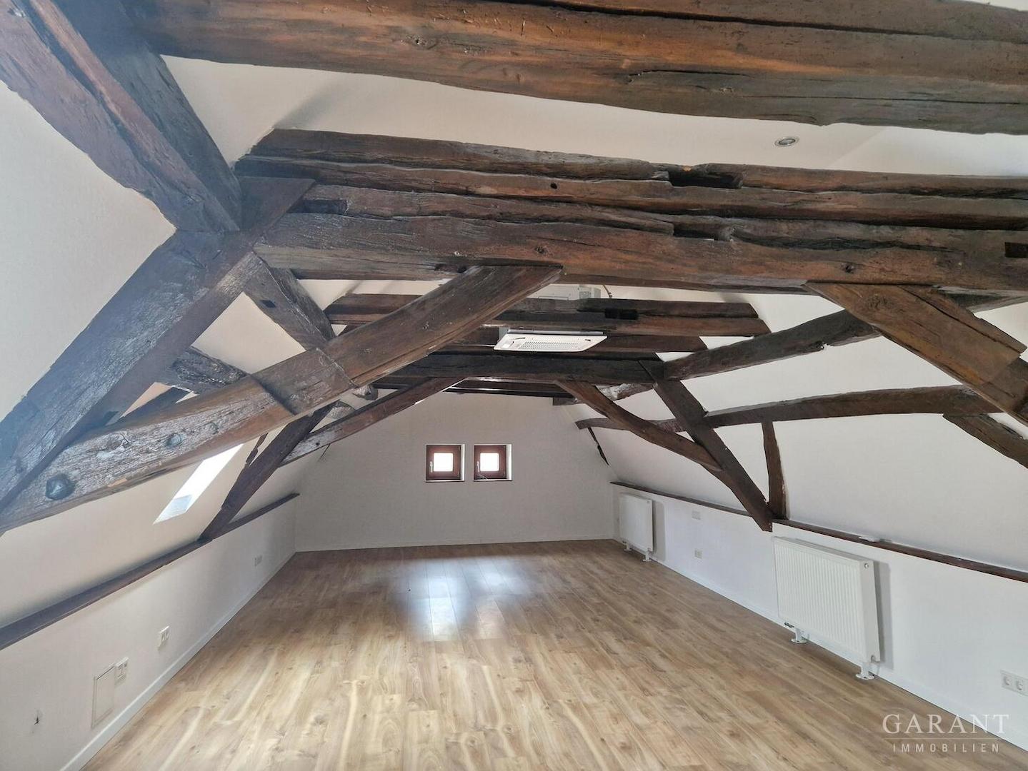 Wohnzimmer im Dachgeschoss