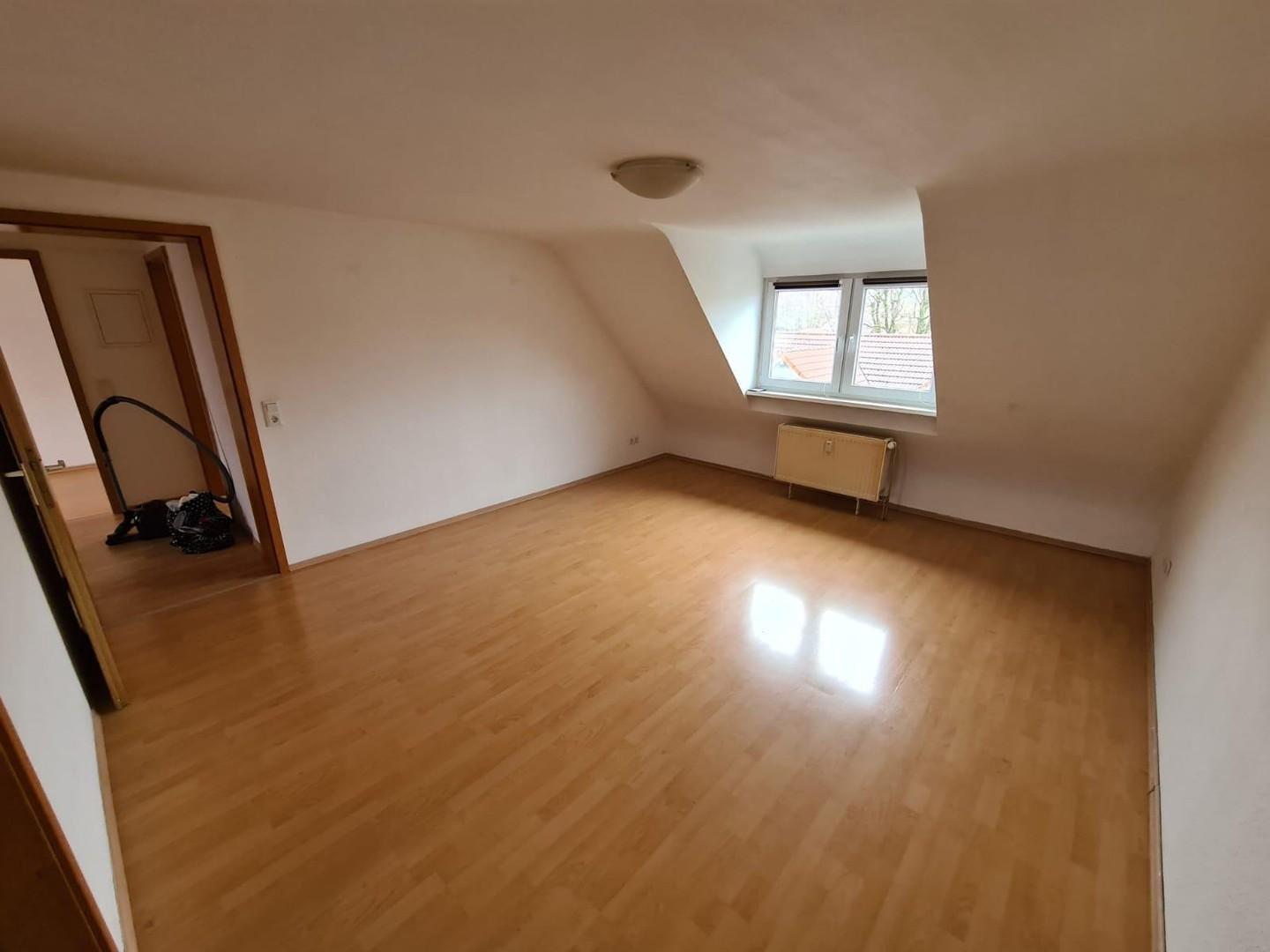 Wohnzimmer Bild 1