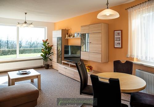 UG - Wohnzimmer mit Panoramafenster