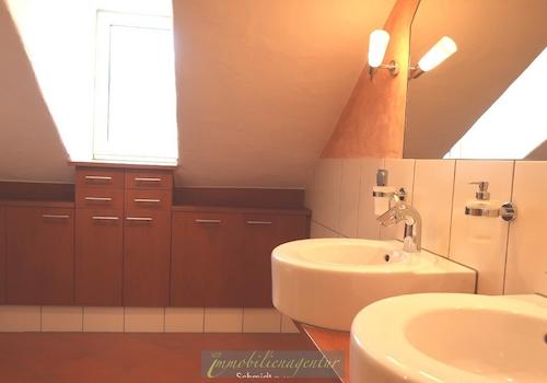 hochwertige Einbauschränke im Badezimmer