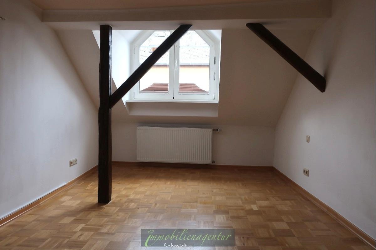 Schlafzimmer - inkl. Ankleide, nächstes Foto