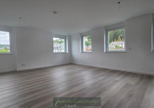 lichtverwöhnter Wohnbereich