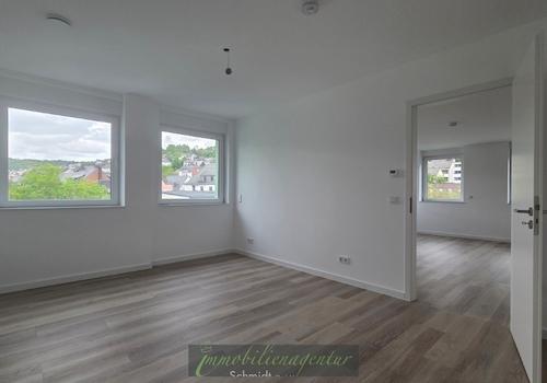 Schlafzimmer - Tür zum Wohnbereich