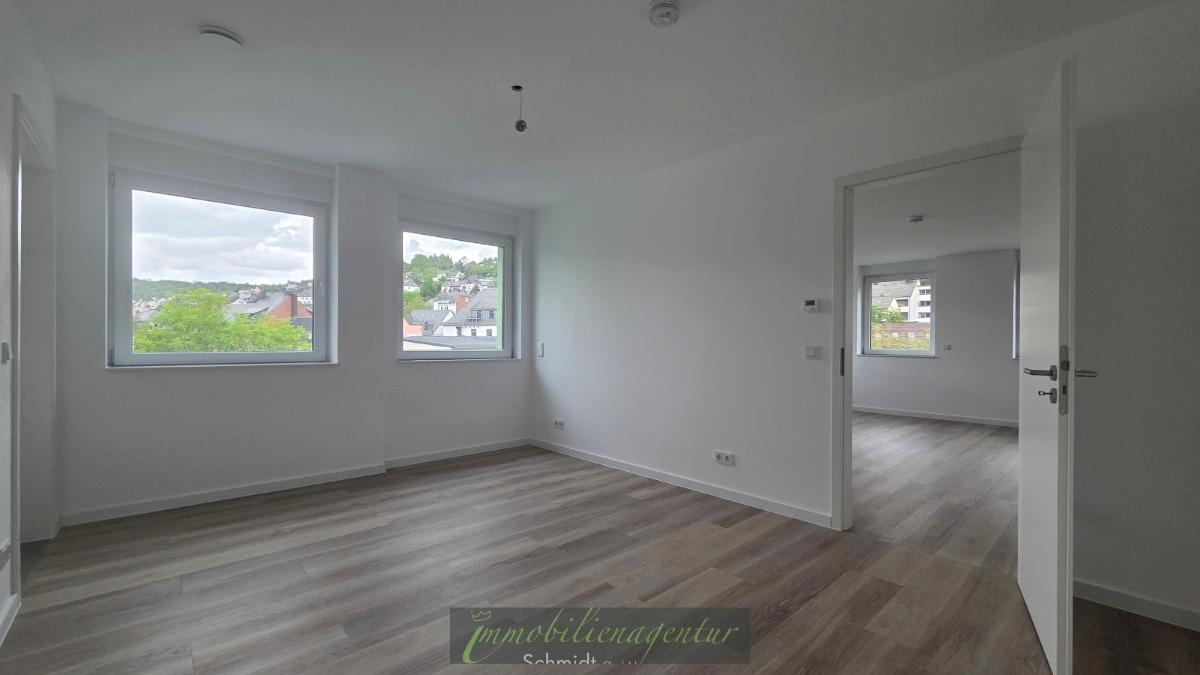 Schlafzimmer - Tür zum Wohnbereich