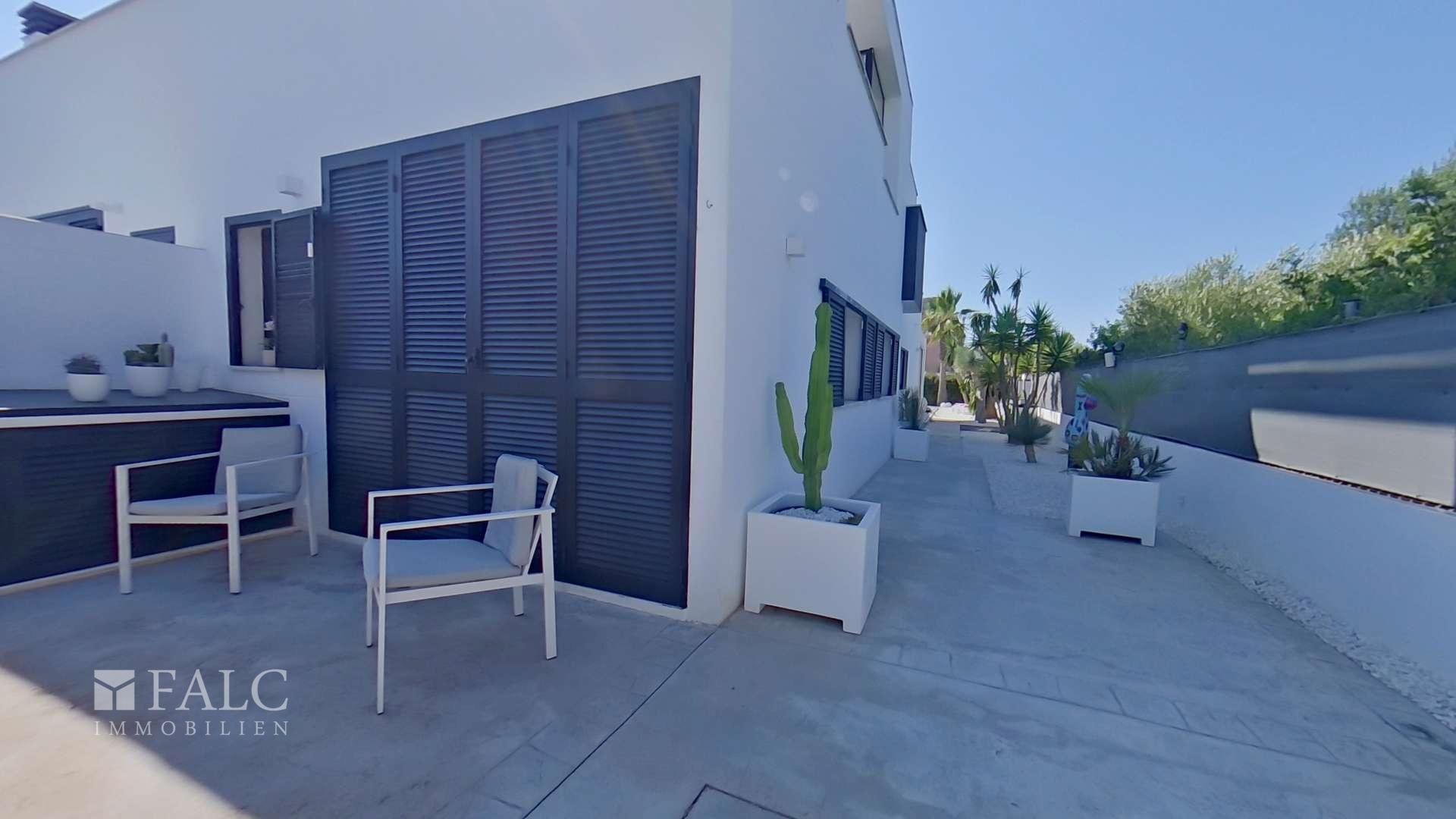 Terrasse vorne