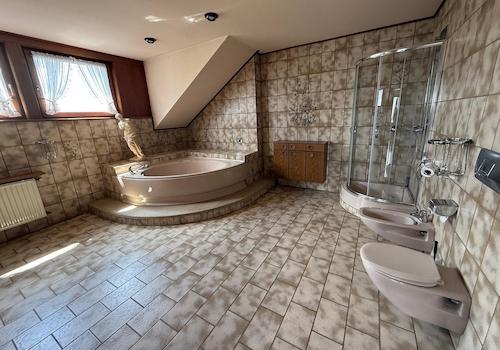 Masterbad mit WC und Bidet