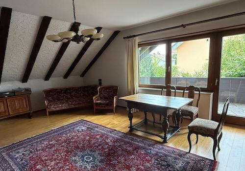 Kinderzimmer mit Balkonzugang