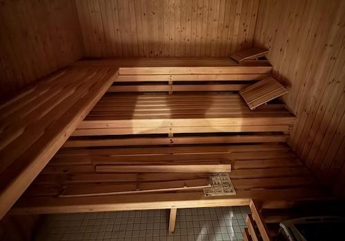 Sauna im Wellnessbereich