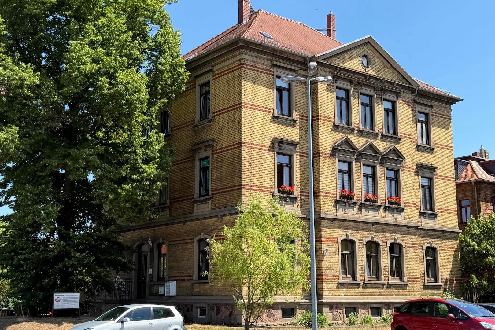 Mehrfamilienhaus | Blick zum Gebäude