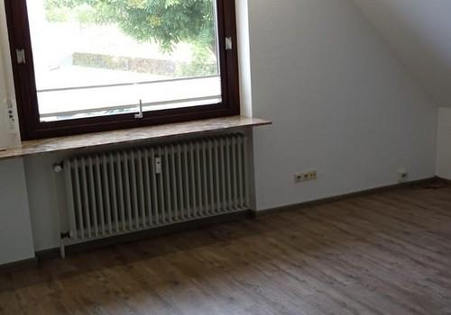 Zimmer neben Bad 1. OG