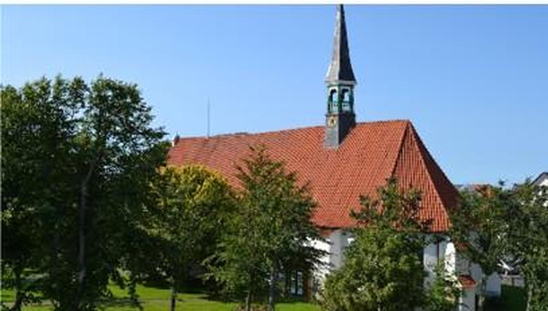 Blick links vom Laubengang