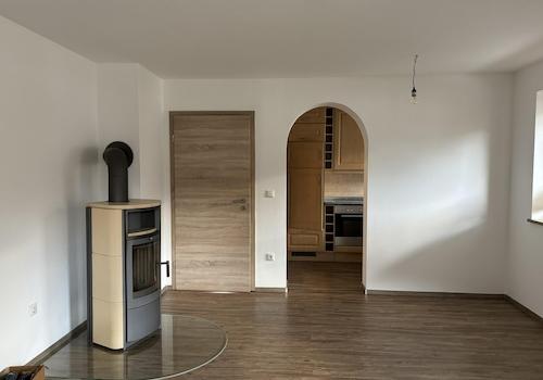 Wohnzimmer mit Kaminofen