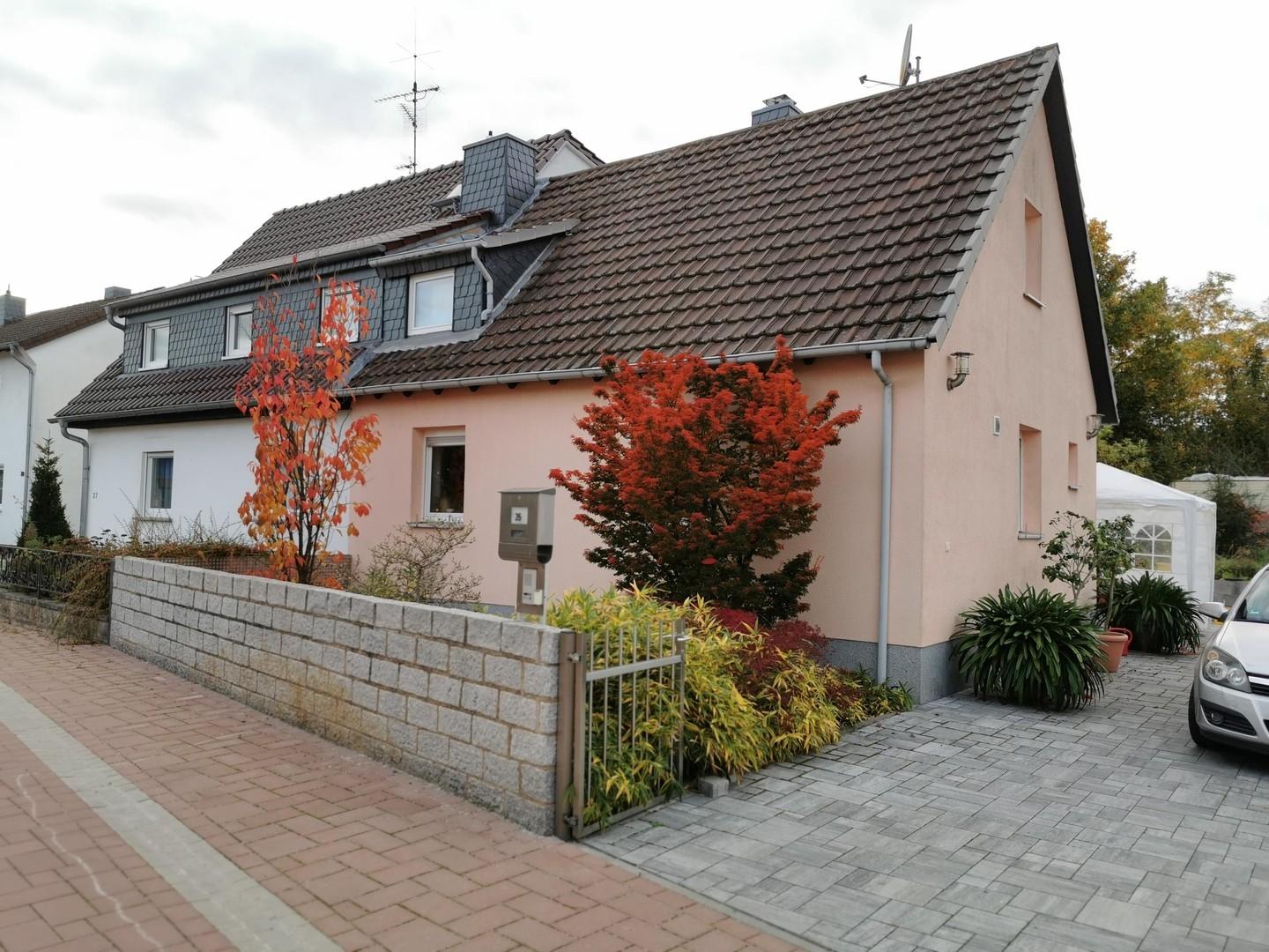 Straßenansicht