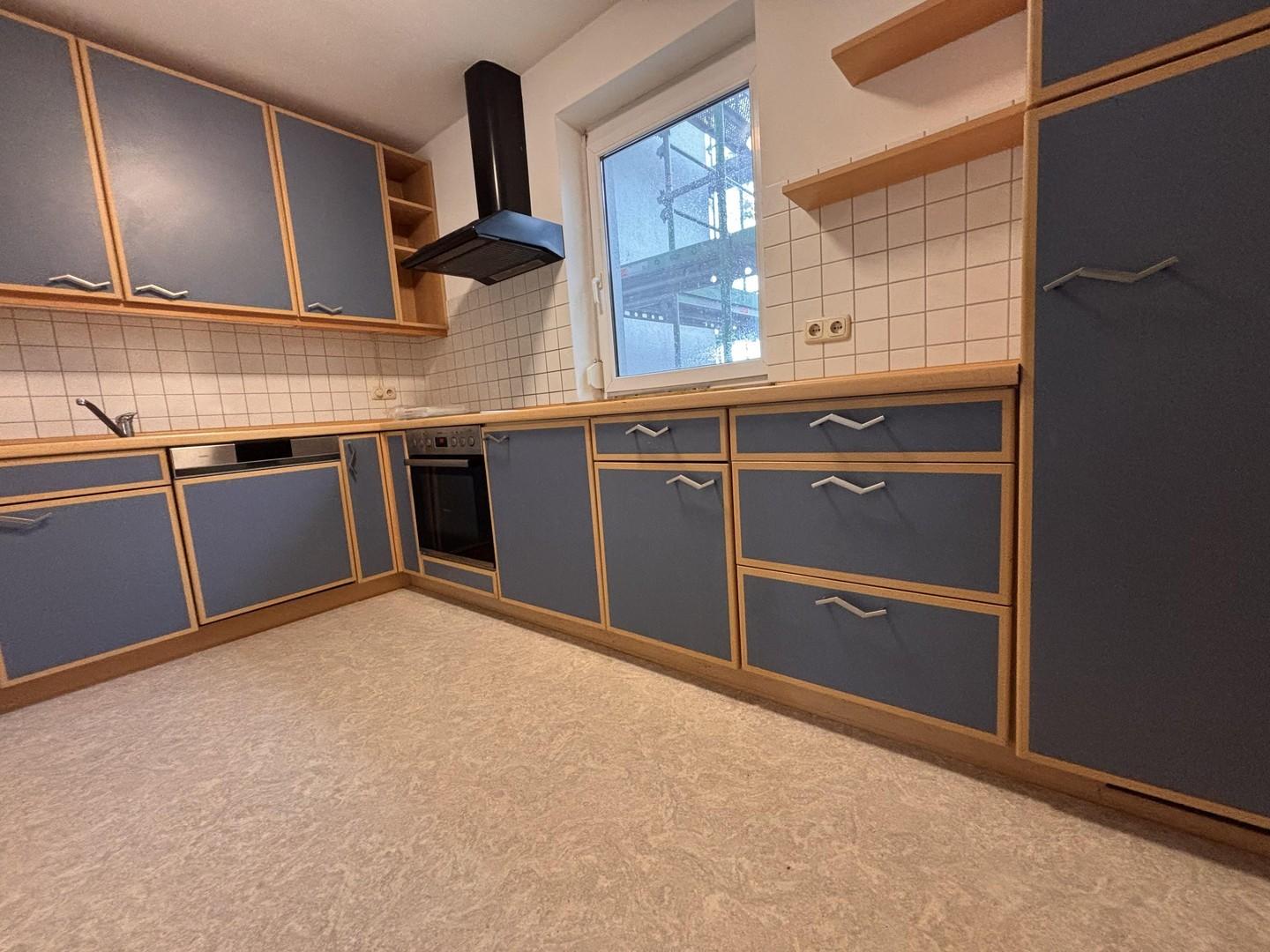 Einbauküche mit E-Geräten