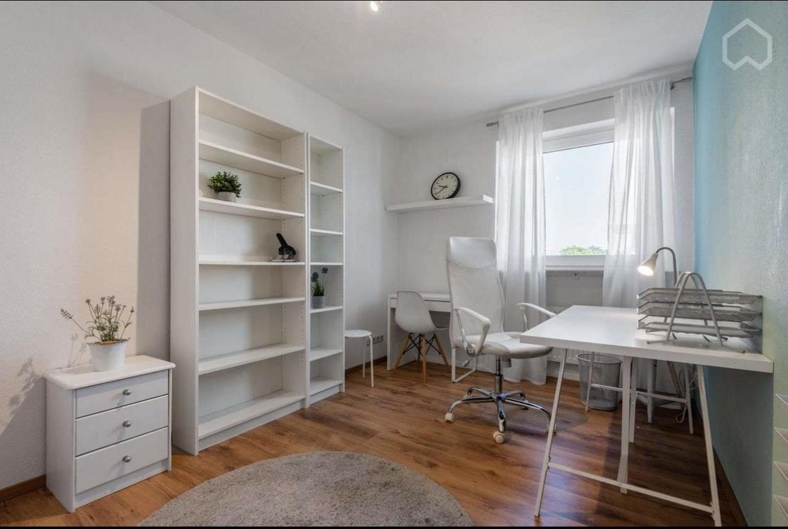 Schlafzimmer 2