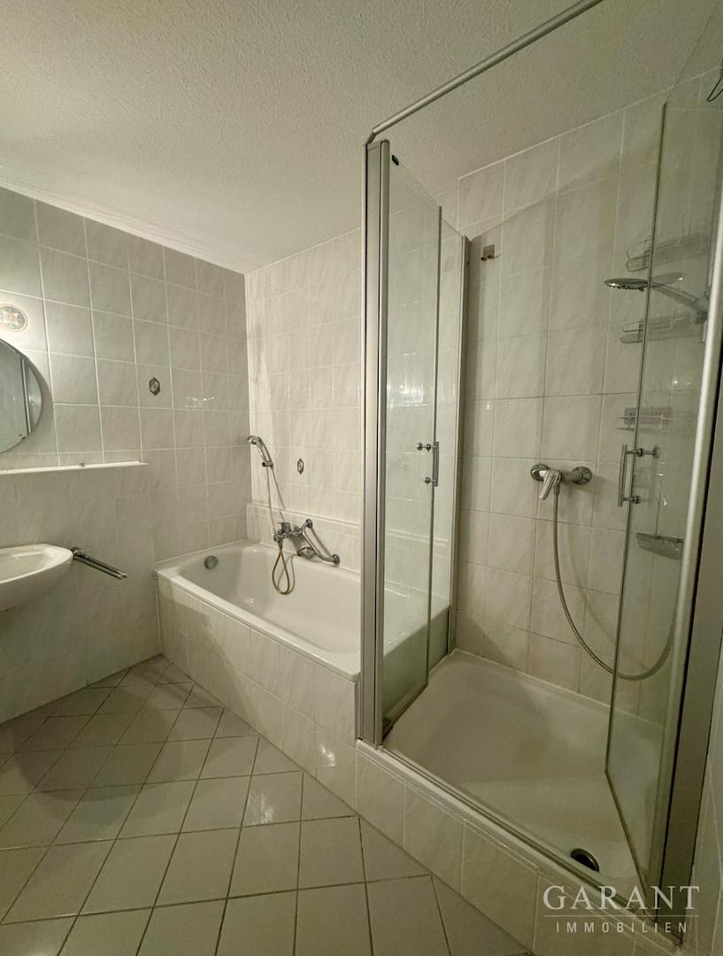 Bad mit Dusche