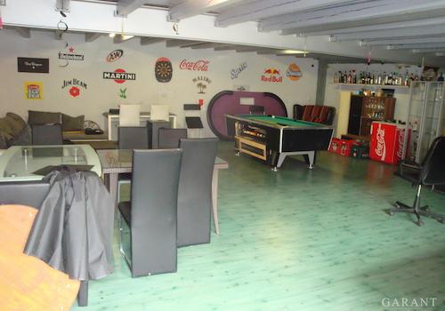 80qm Partyraum