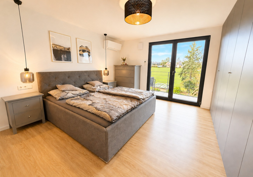 Schlafzimmer 2