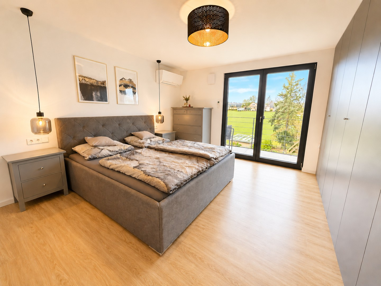 Schlafzimmer 2